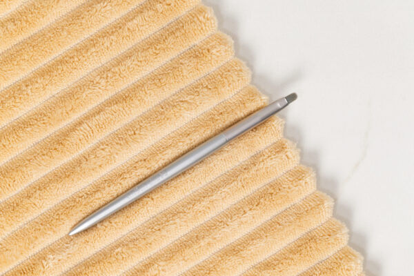 40513- BROCHA PLATEADA CONCEALER
