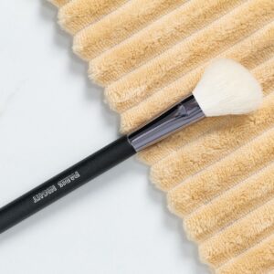 40703- BROCHA PLATEADA LANA  ANGLED CONTOUR
